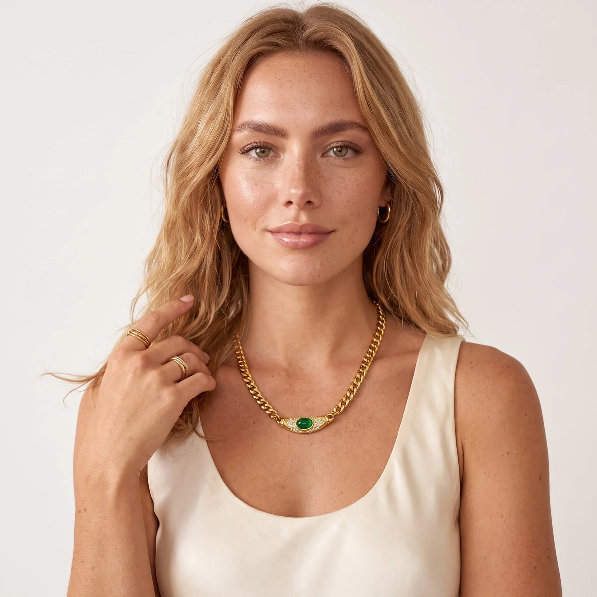 Bella | Chunky Gemstone Choker Necklace Gold Plated 3