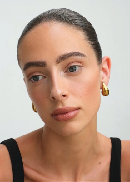 Eira | Gold and Silver Smooth Curve Earrings 2