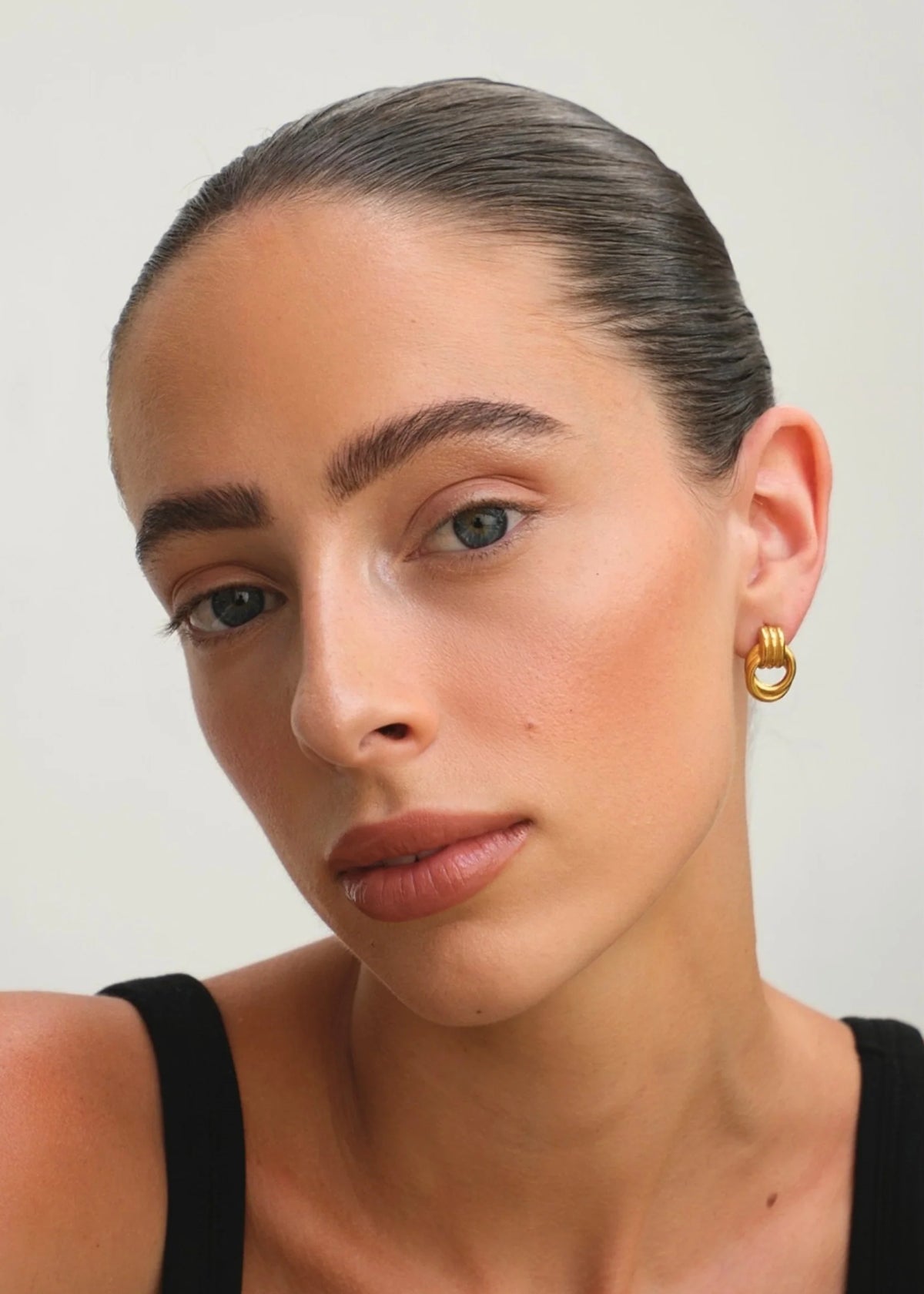 Gold Mini Earrings | Small Ridged Bar and Hanging Ring 2