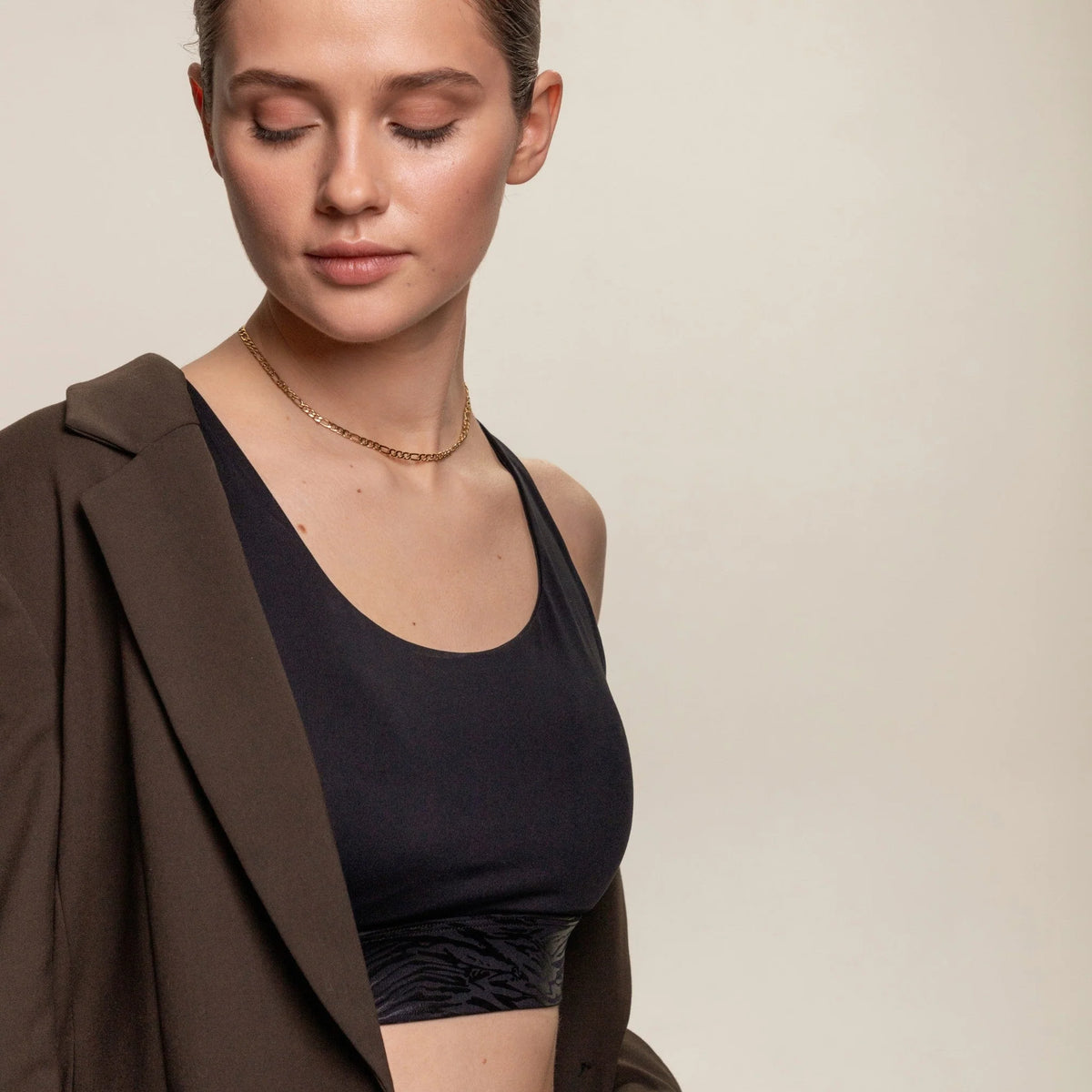 Lola | Minimalist Silver Choker Necklace for Women 7