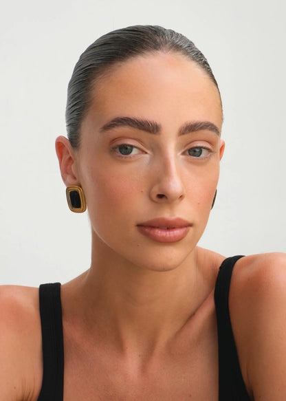 Lysa | Gold Earrings with Black Stone Frame 2